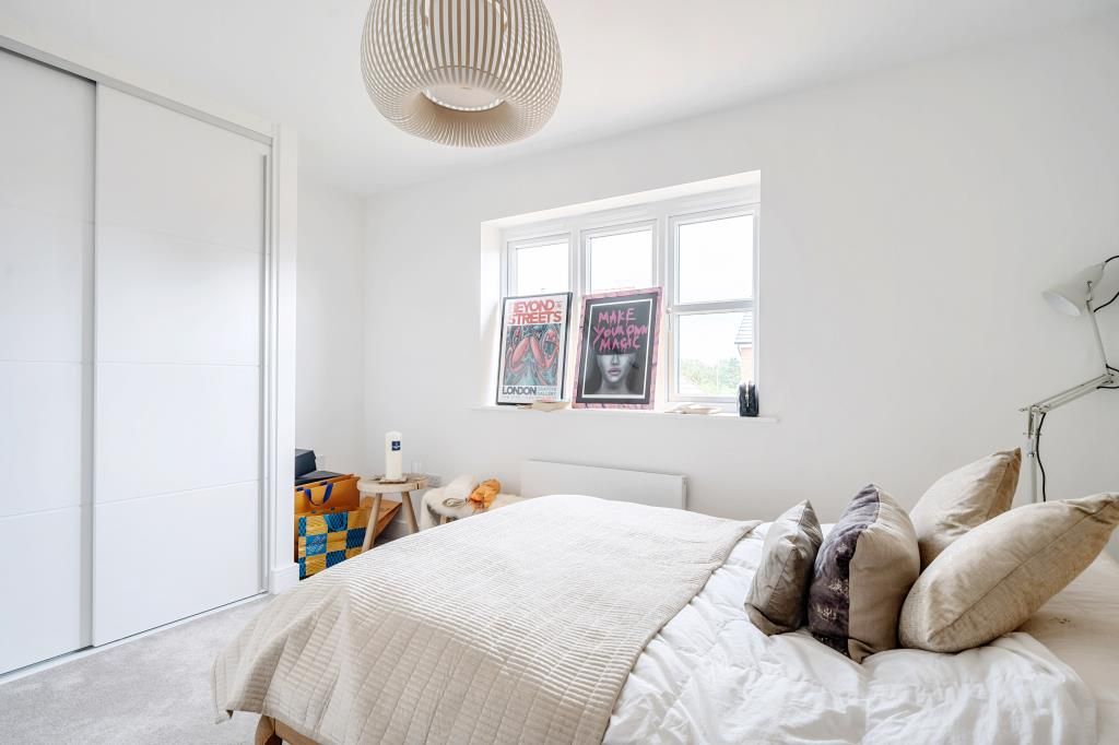 Property photo 3 of 10 Bedroom