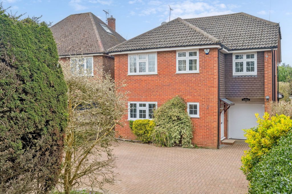 Property photo 1 of 16