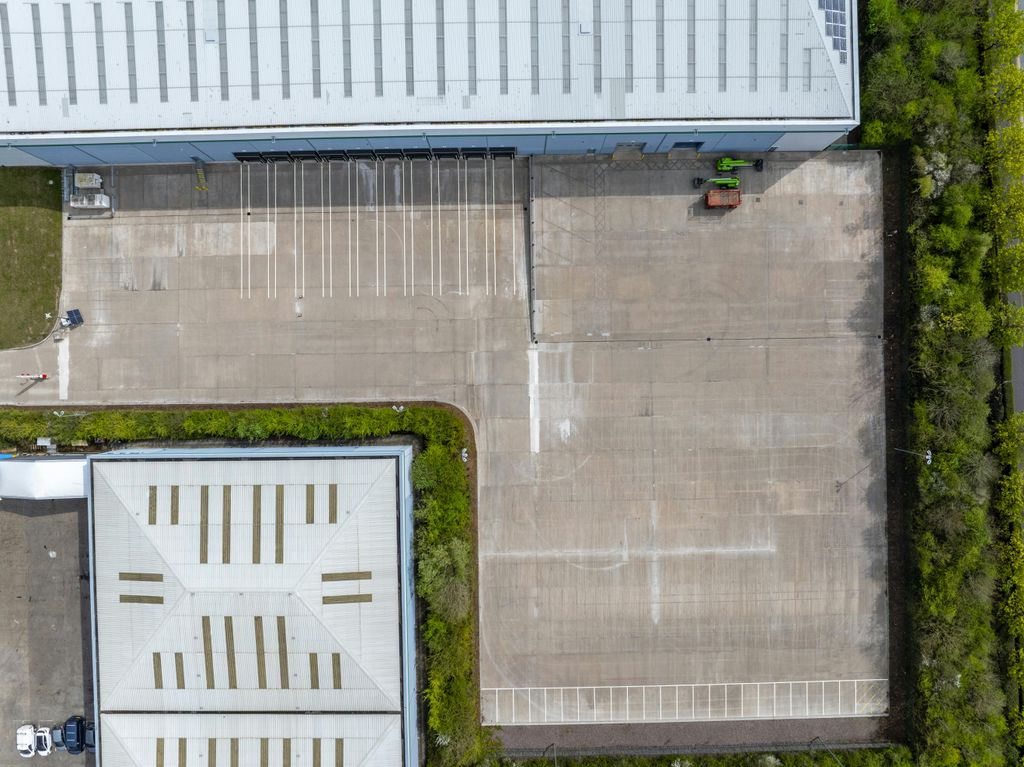 Property photo 3 of 8 20250414Prologis43.Jpg