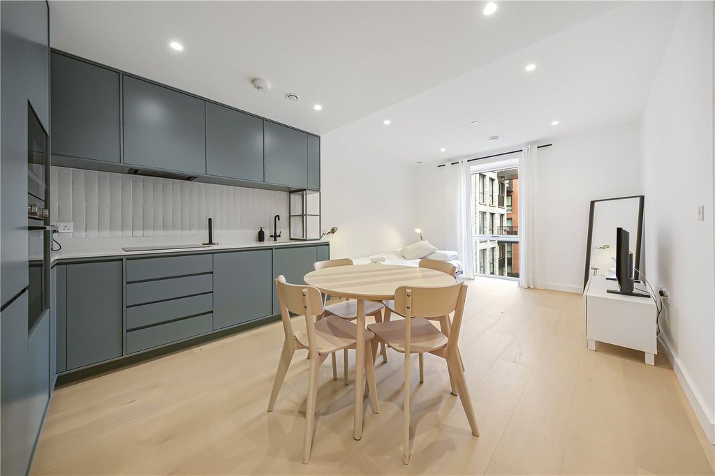 Property photo 1 of 11 Picture No. 02