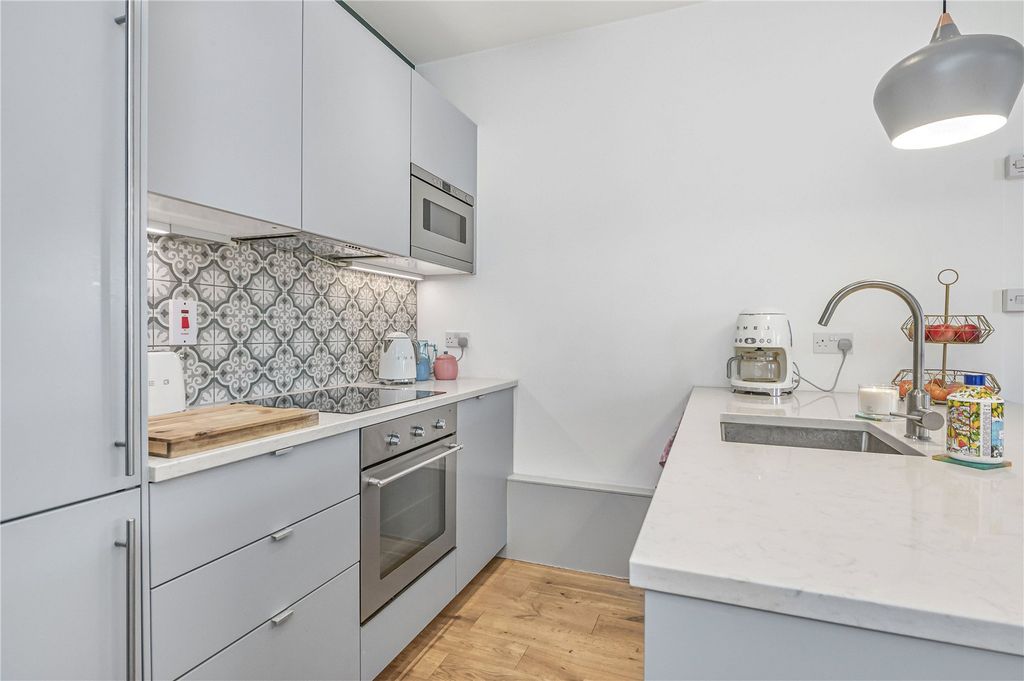 Property photo 2 of 6 Picture No. 04