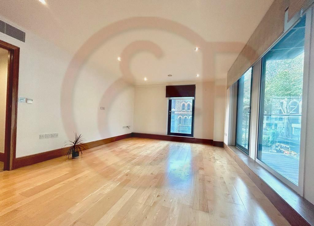 Property photo 1 of 11 Reception 2.Jpg