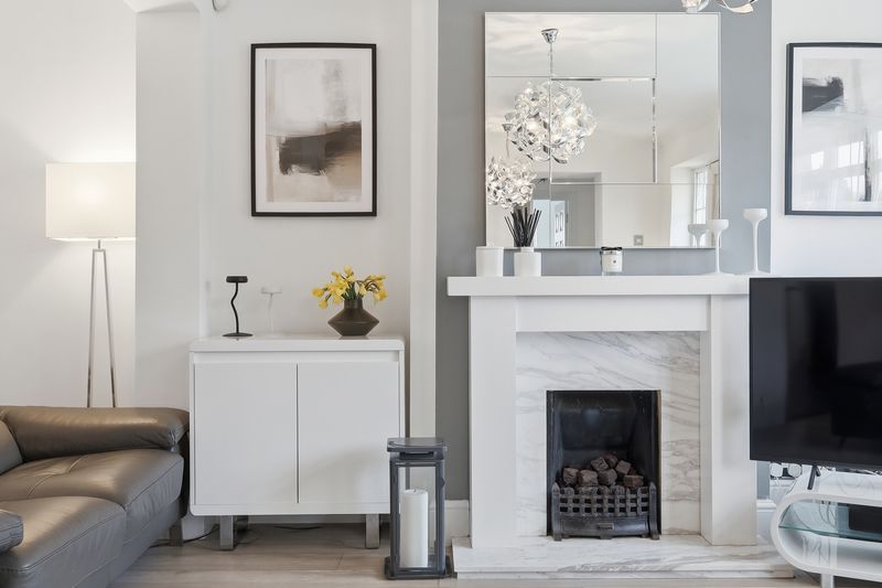 Property photo 2 of 33 Photo 10