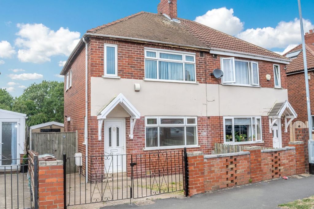 Property photo 1 of 23