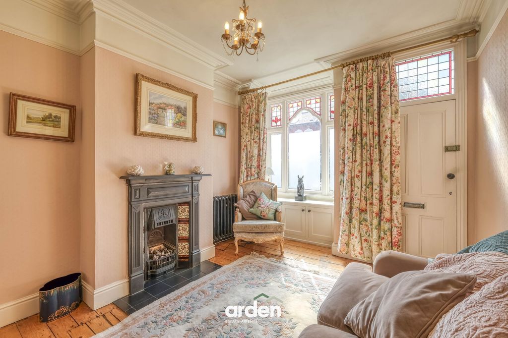 Property photo 2 of 15