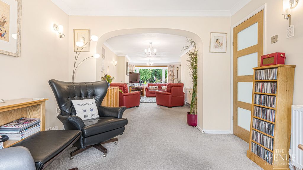 Property photo 3 of 35 4529506