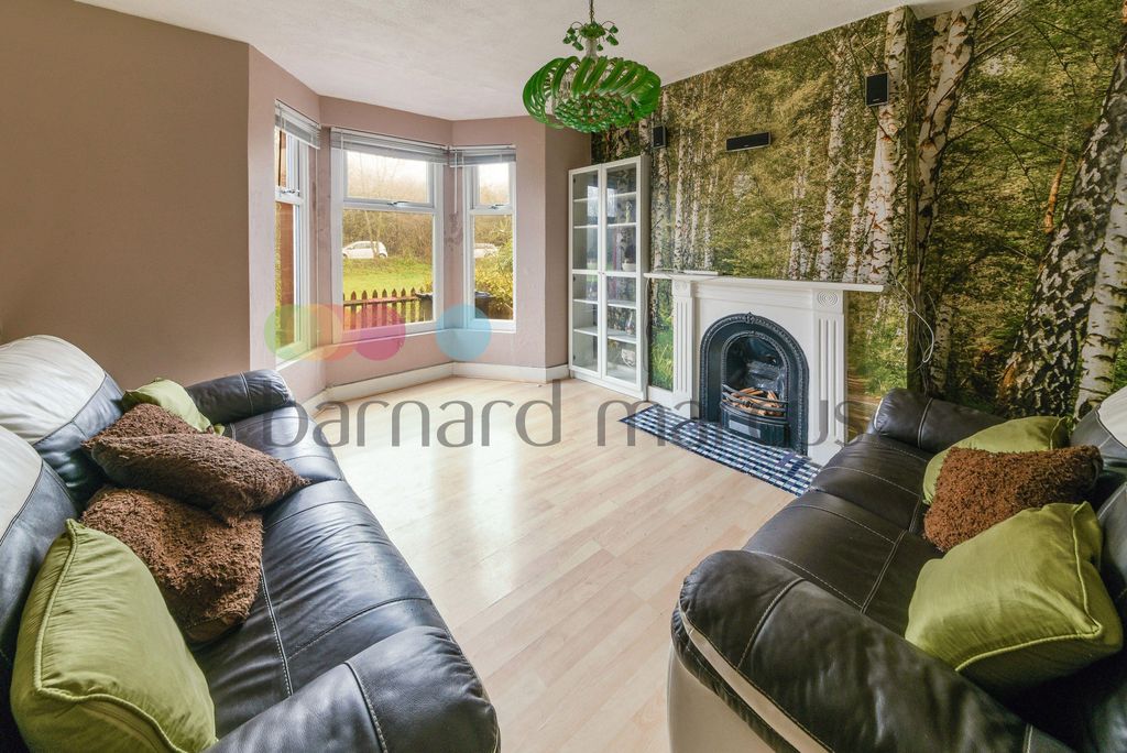 Property photo 1 of 8 View