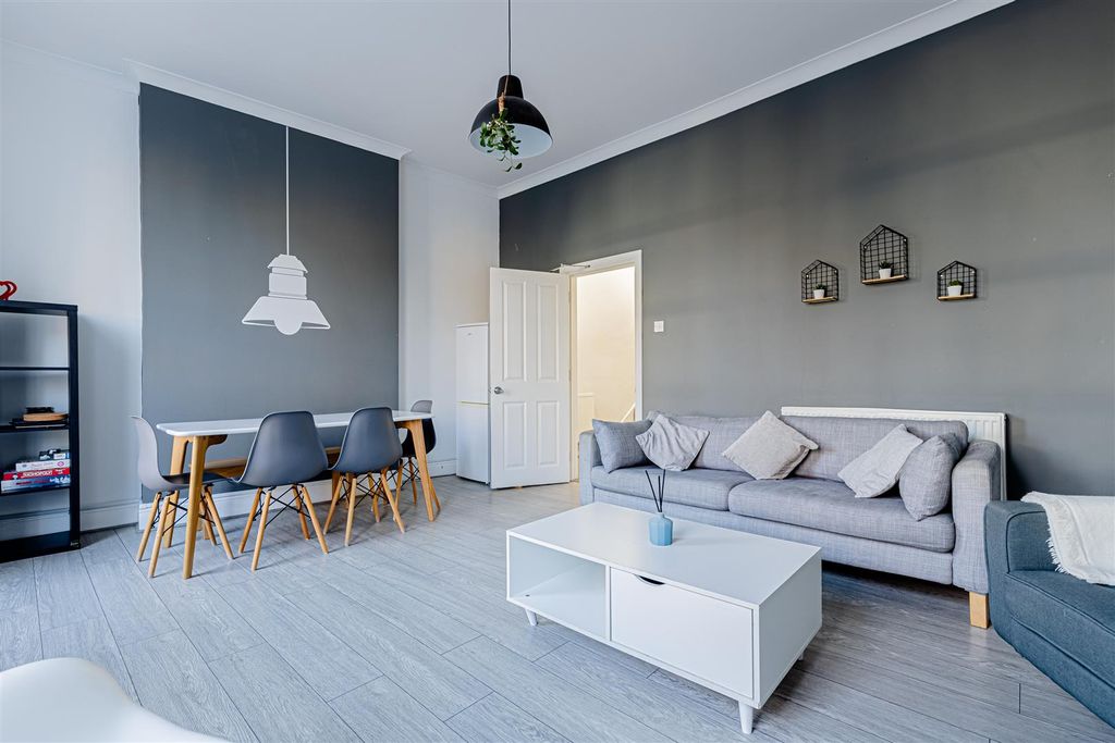 Property photo 3 of 24 Great Percy (9).Jpg