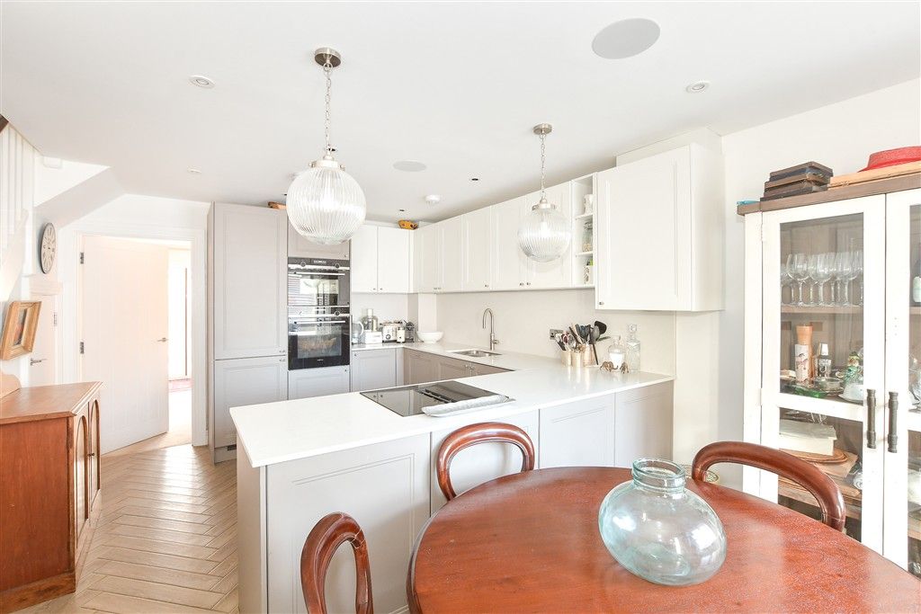 Property photo 3 of 13 Kitchen/Dining Room