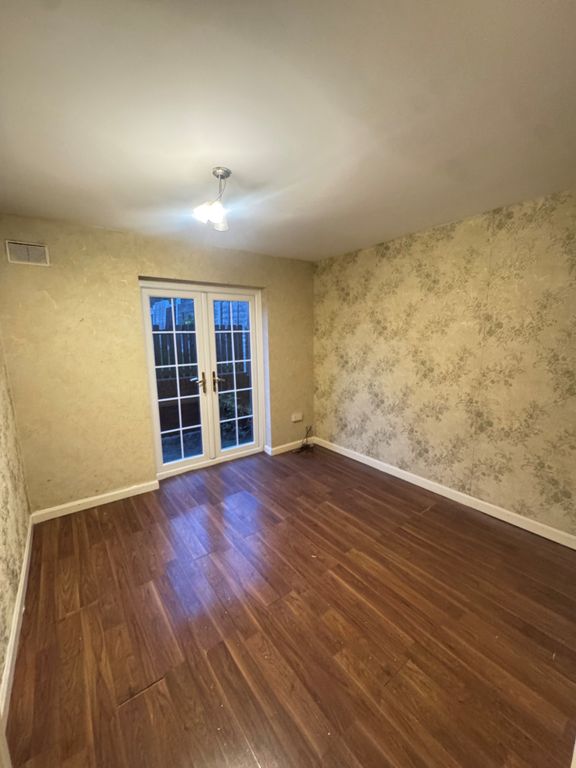 Property photo 3 of 9 Family Room