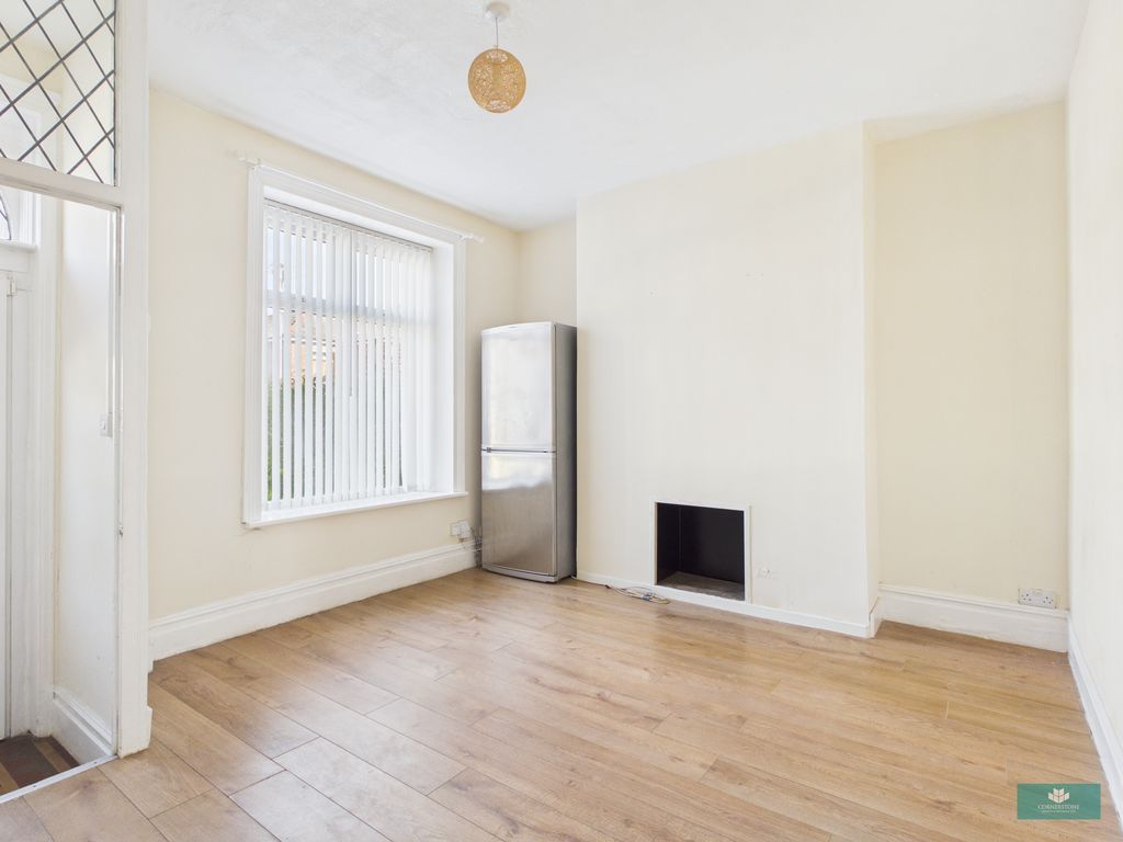 Property photo 2 of 14 Photo 3