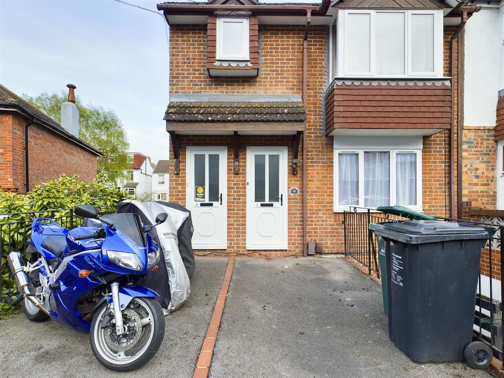 Property photo 1 of 8 Cam00771P1-Pr0045-Still08.Jpg