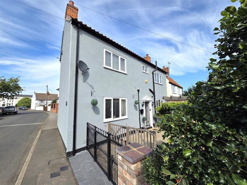 Property photo 1 of 19 33751.Jpg