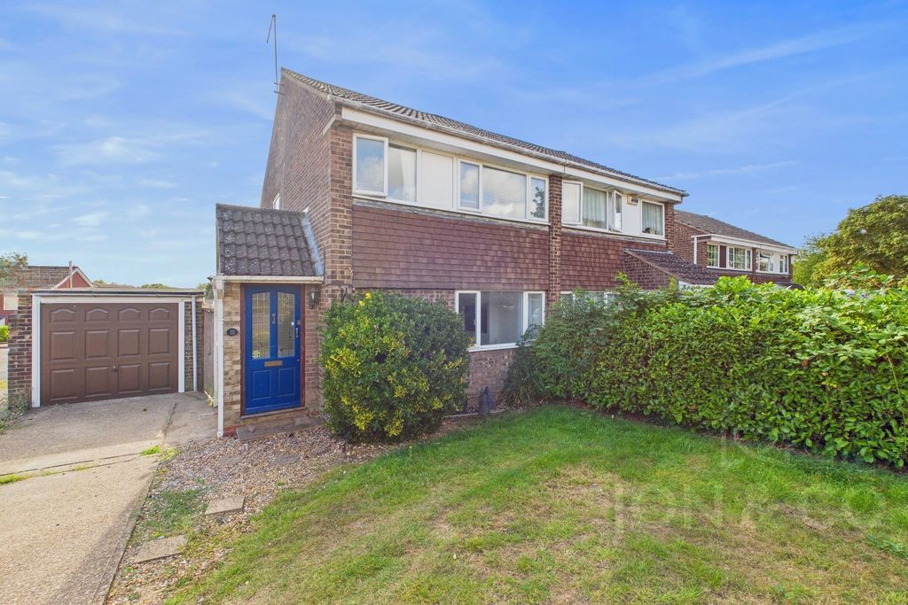 Property photo 1 of 15