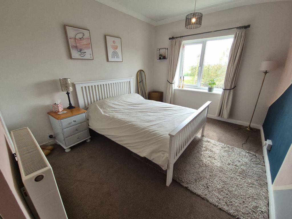 Property photo 3 of 16 Bedroom