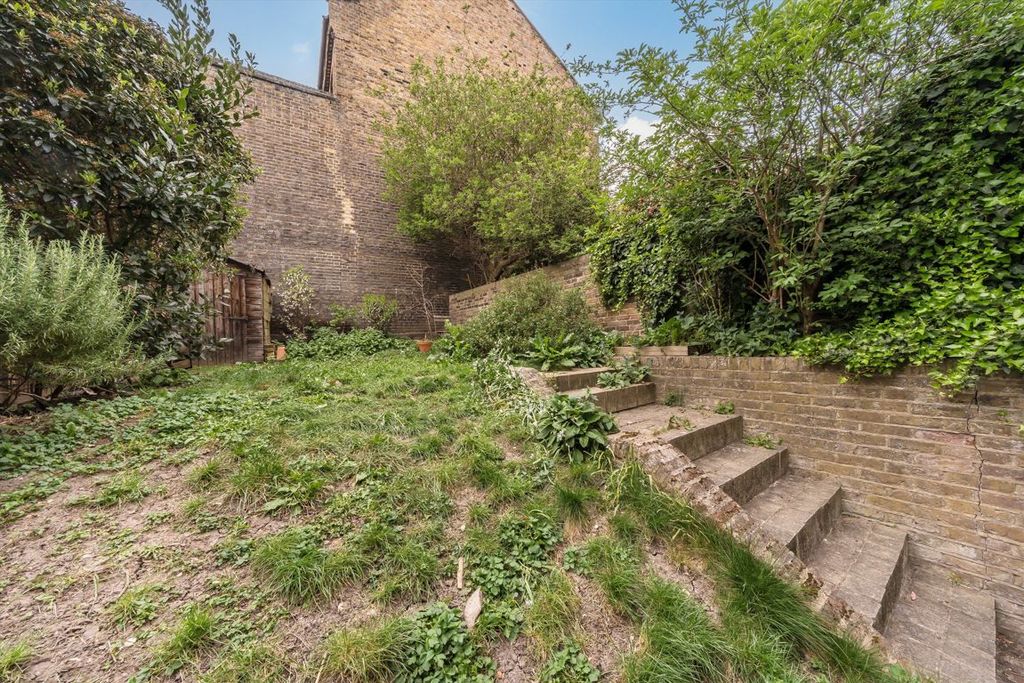 Property photo 3 of 7