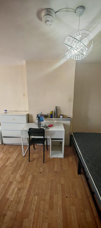Property photo 3 of 3