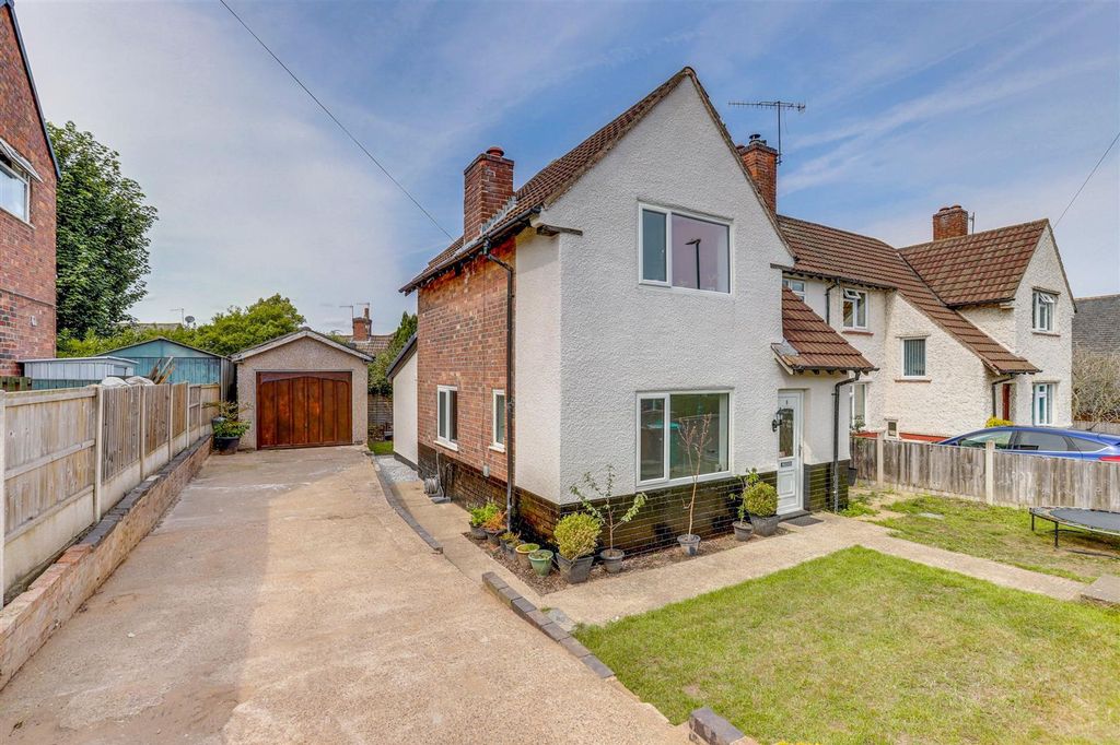 Property photo 1 of 30