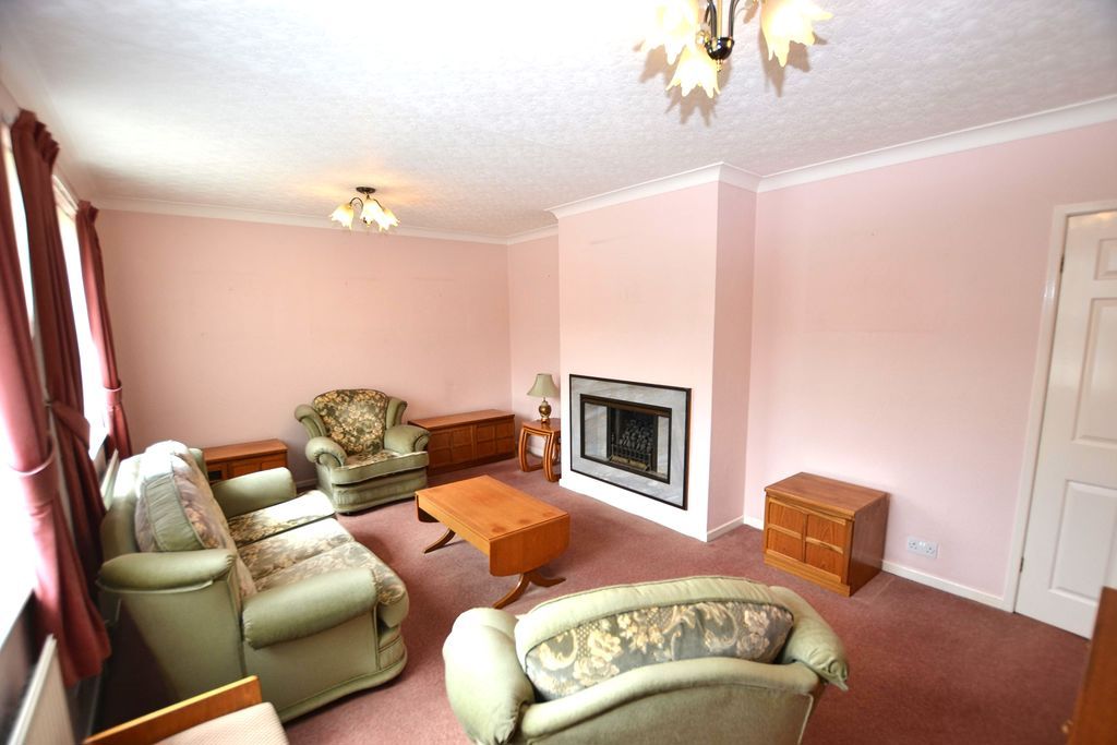Property photo 2 of 14 Photo 2