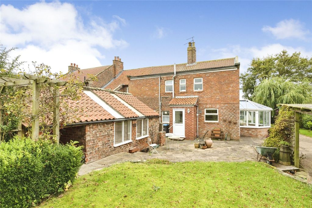 Property photo 3 of 20 Picture No. 23