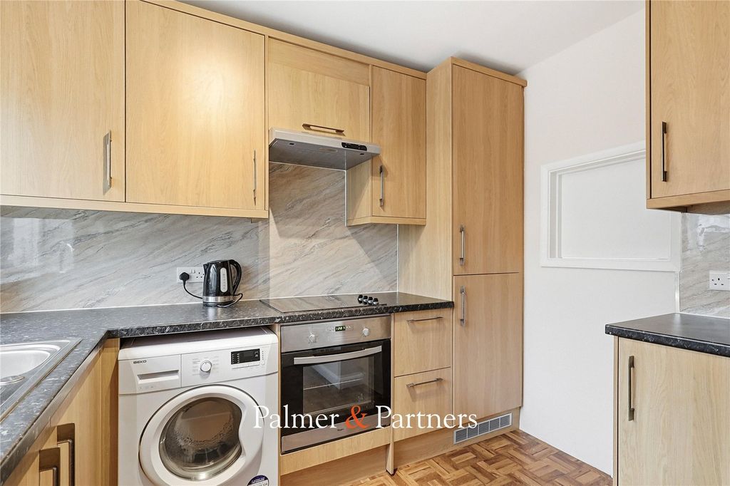 Property photo 3 of 22 Picture No. 08