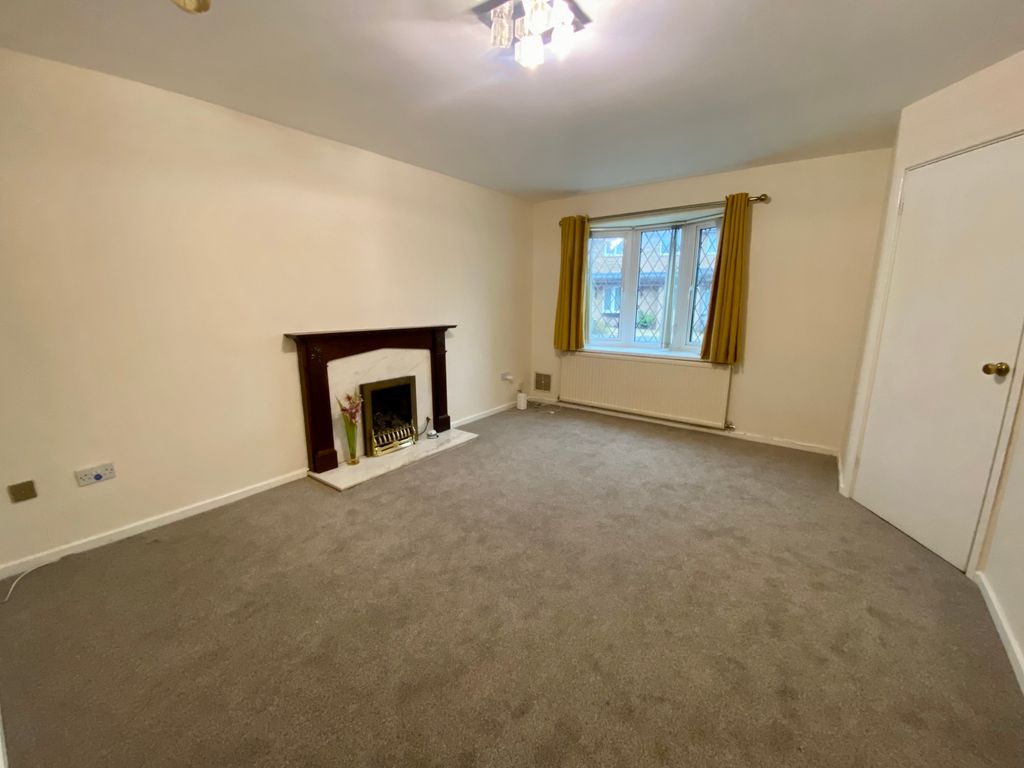 Property photo 2 of 7 Sitting Room