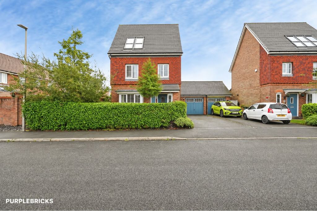 Property photo 1 of 31
