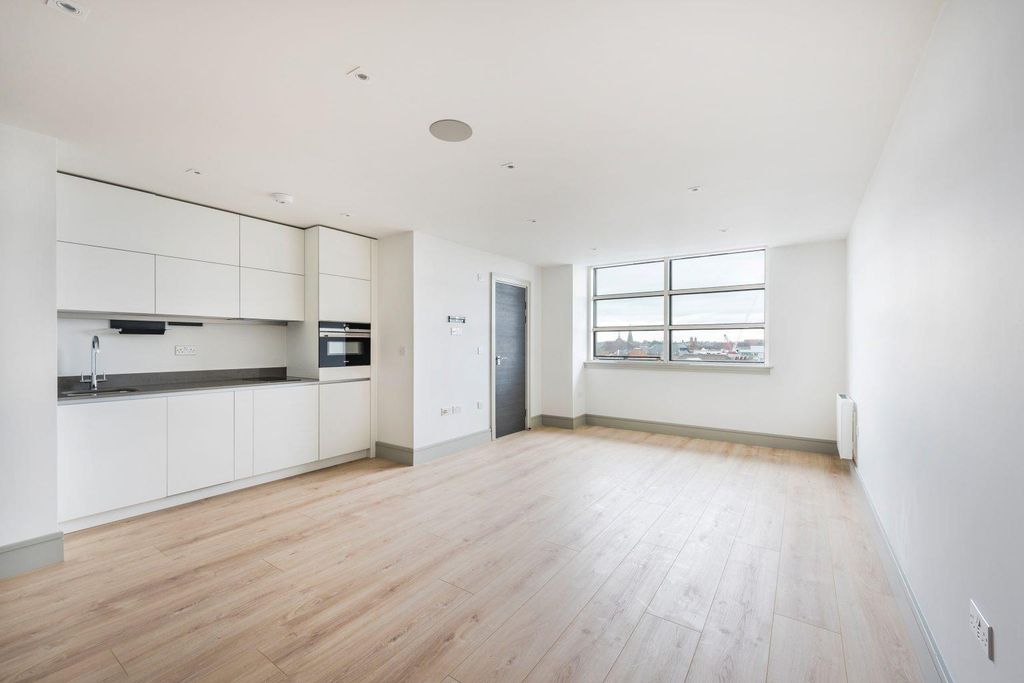 Property photo 1 of 5 2.Jpg