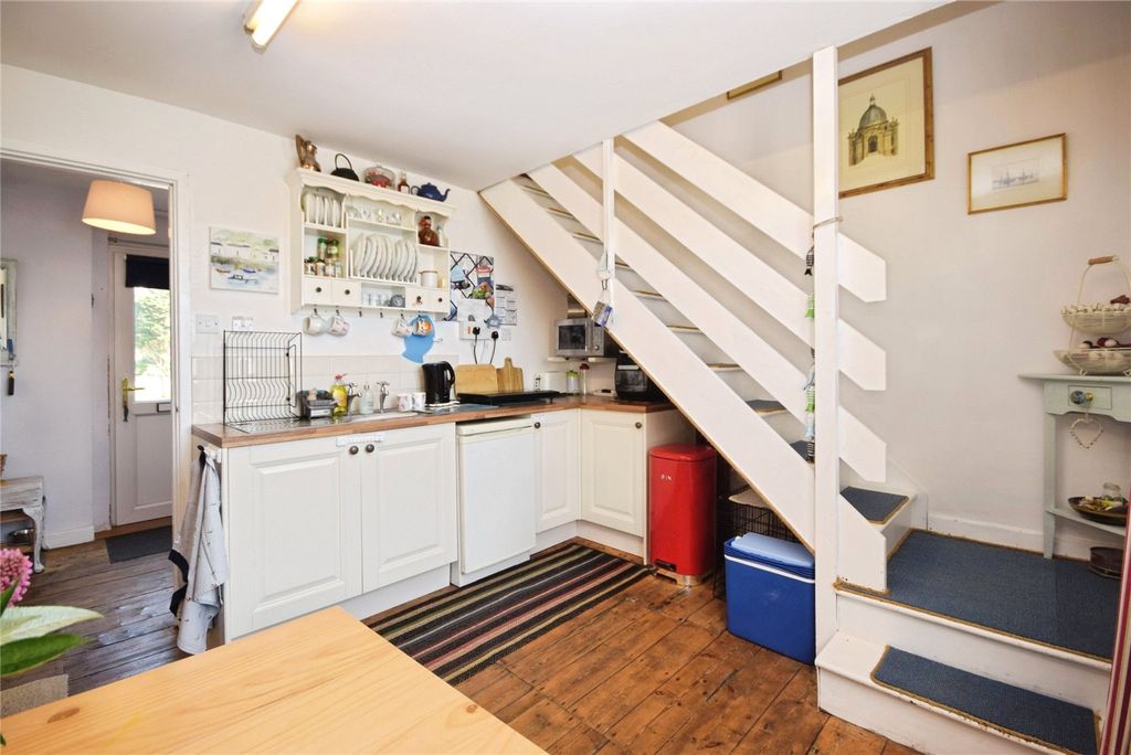 Property photo 3 of 16 Picture No. 04