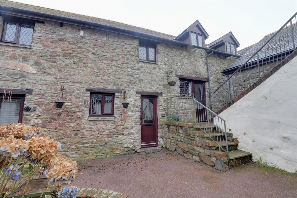 Property photo 1 of 14 Picture No. 01