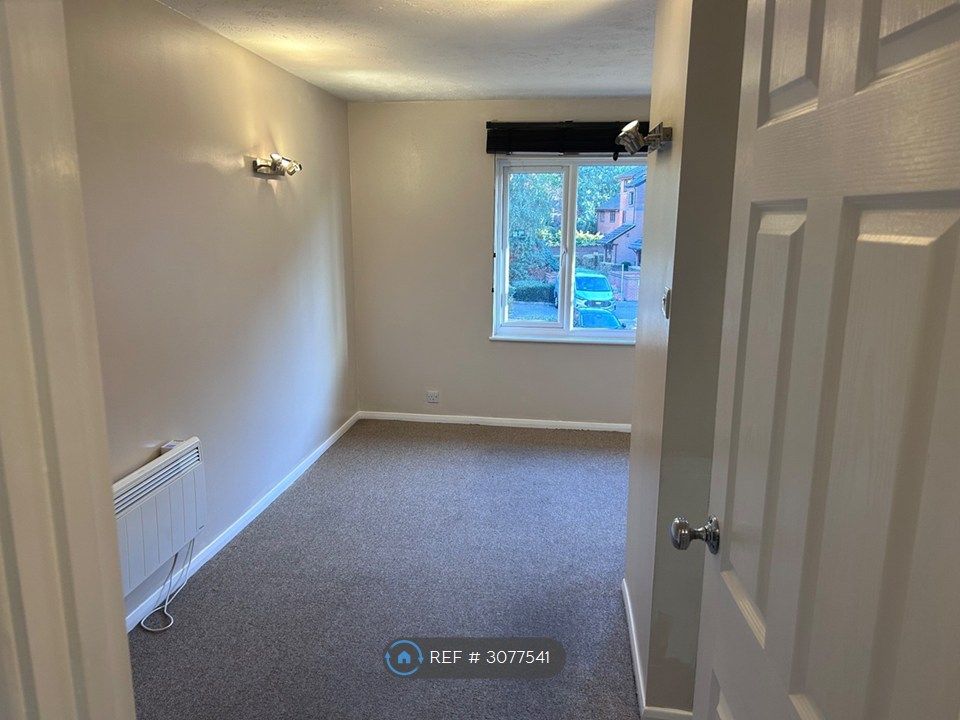 Property photo 3 of 8
