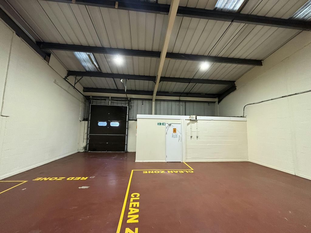 Property photo 2 of 7 Img_5352.Jpg