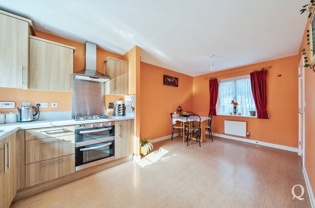 Property photo 2 of 21 d5Eb86Bb-9Ff3-46A...