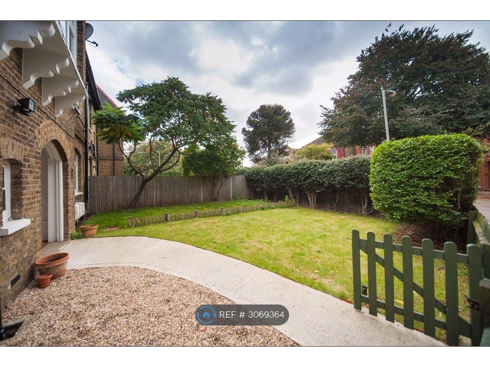 Property photo 3 of 18