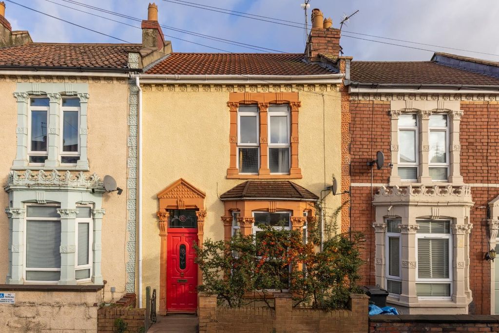 Property photo 2 of 22 14 Woodbine Street, Bs5-32.Jpg