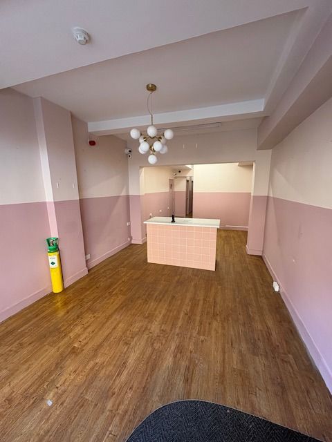 Property photo 2 of 10 Photo 12