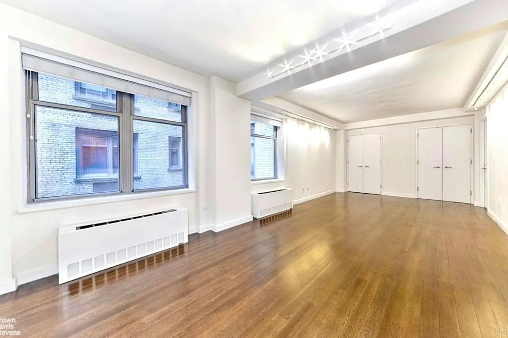 Property photo 3 of 10 <Alttext/>