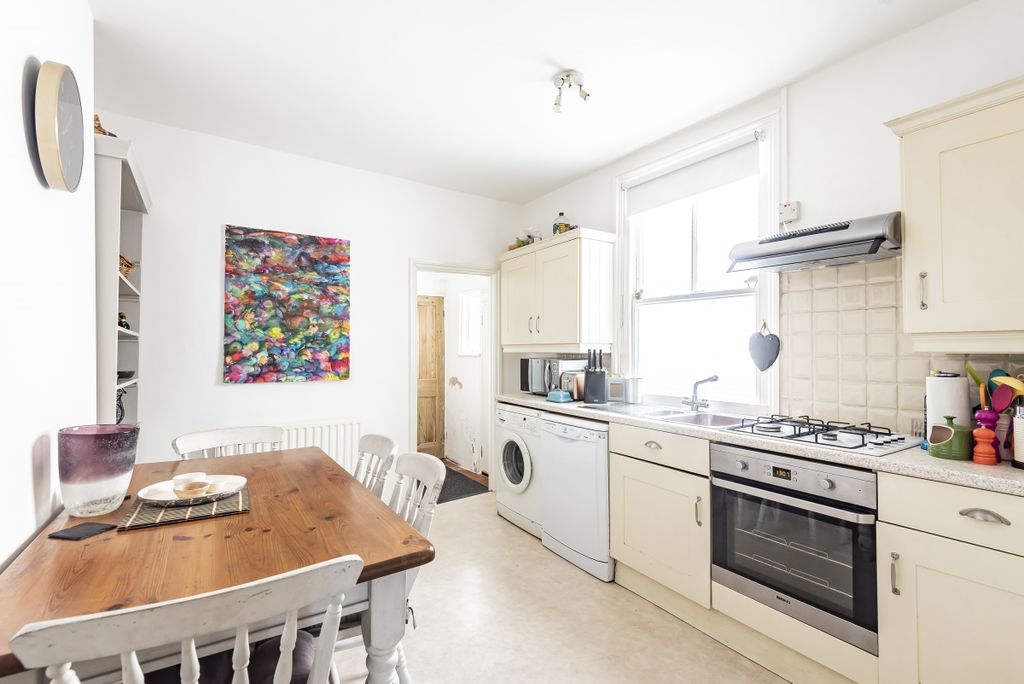 Property photo 2 of 6 628470 (2)