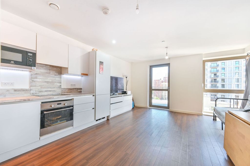 Property photo 1 of 10