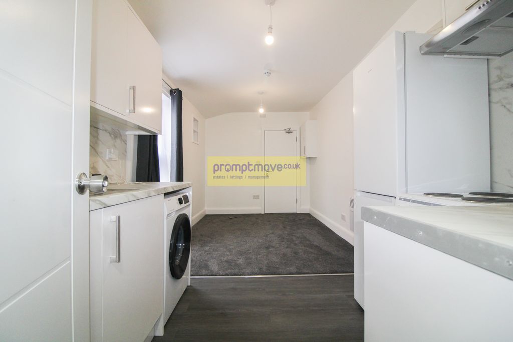 Property photo 3 of 4 Na