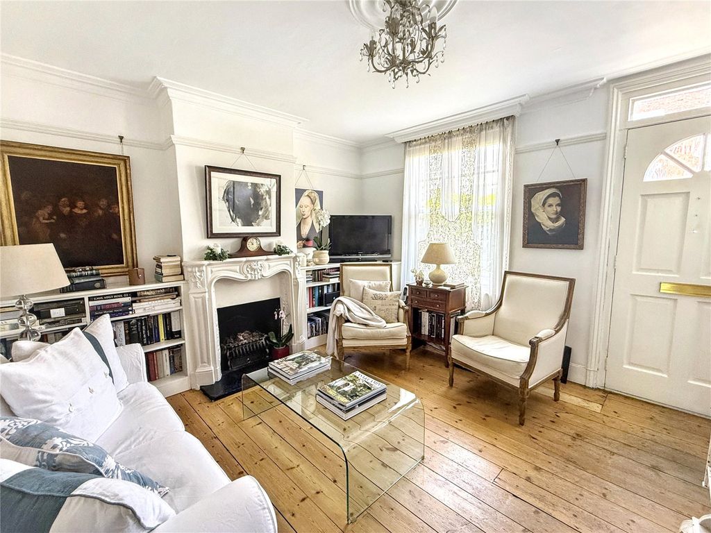 Property photo 2 of 16 Picture No. 63