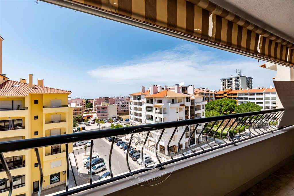 Property photo 1 of 20 Spacious And Bright Duplex In Cascais