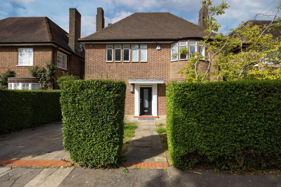 Property photo 1 of 25