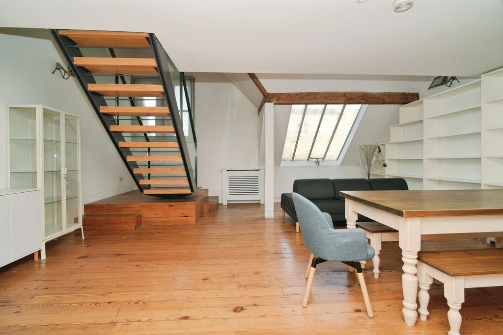 Property photo 3 of 15 Picture No. 11