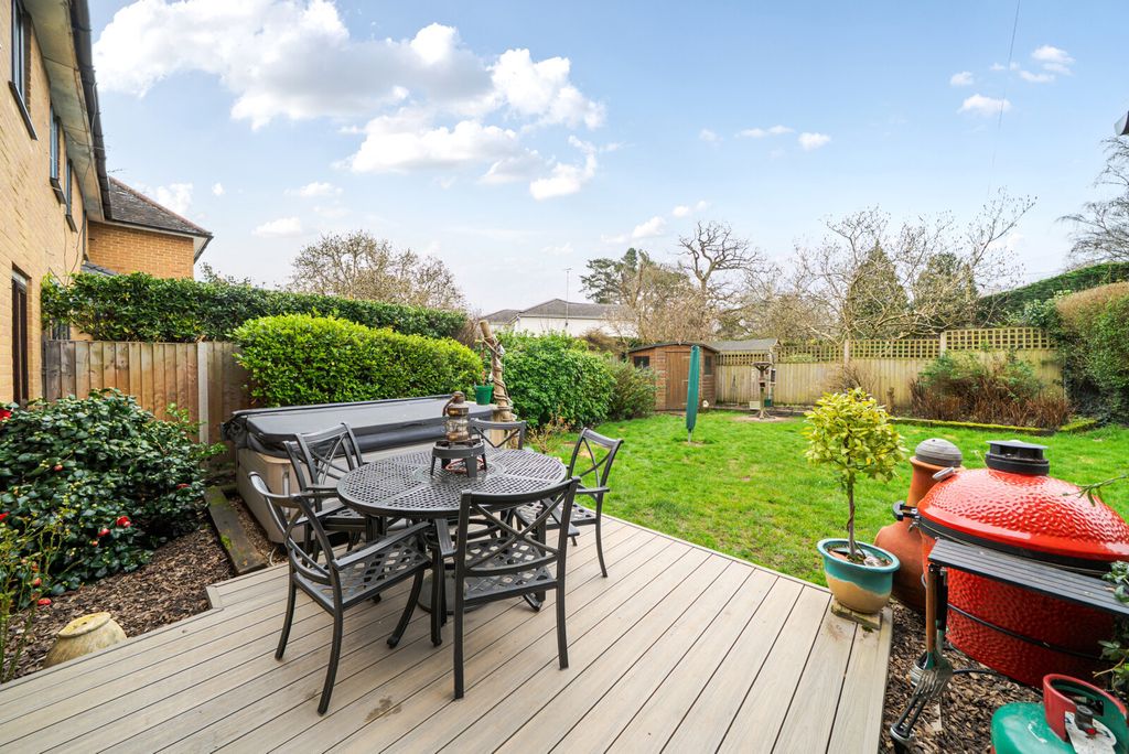 Property photo 1 of 17 Garden