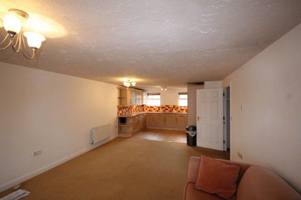 Property photo 3 of 9
