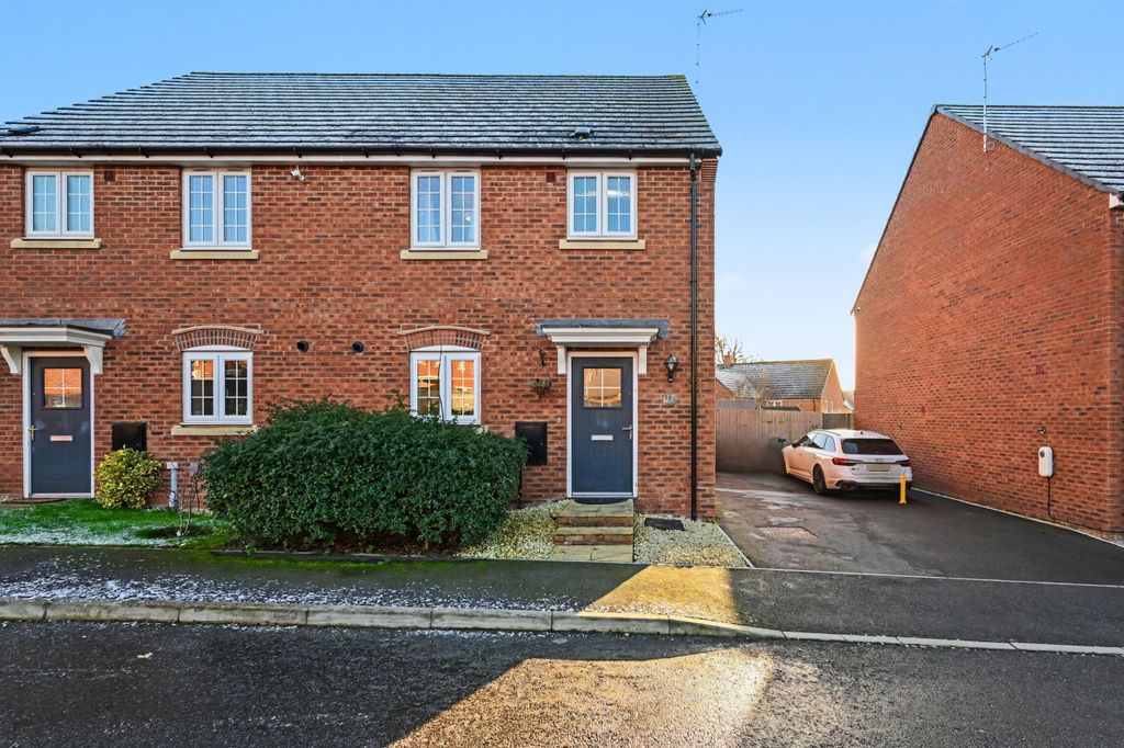 Property photo 1 of 21