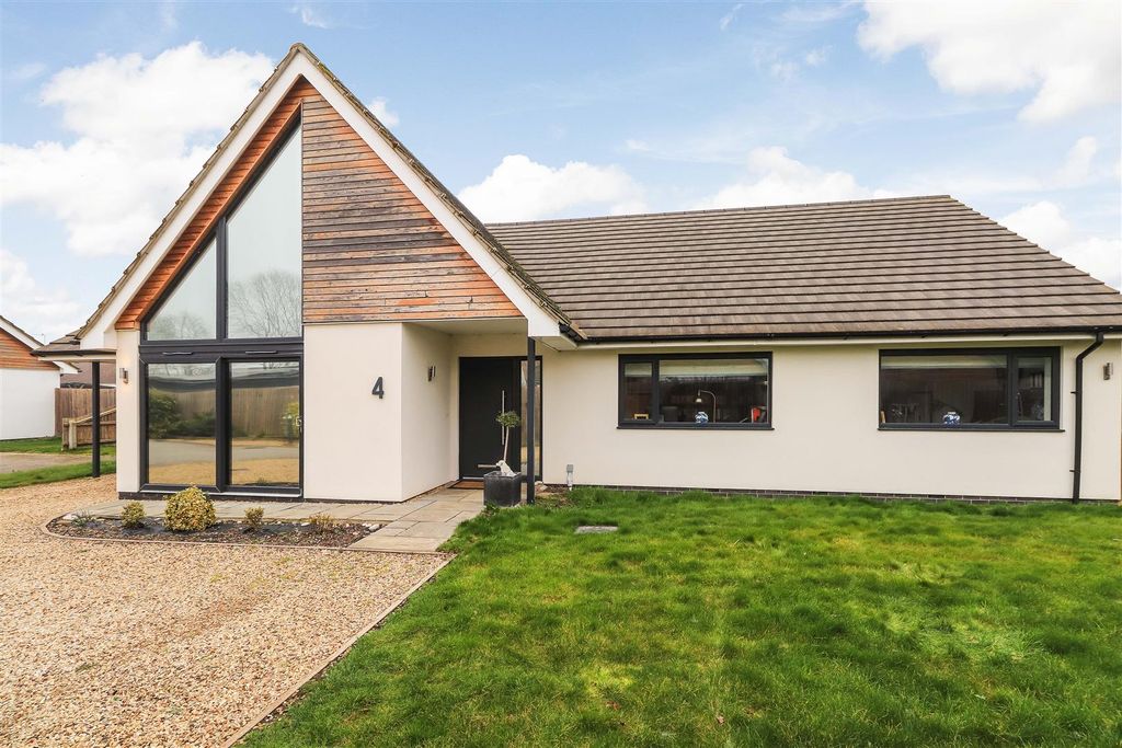 Property photo 1 of 24 Img (1).Jpg