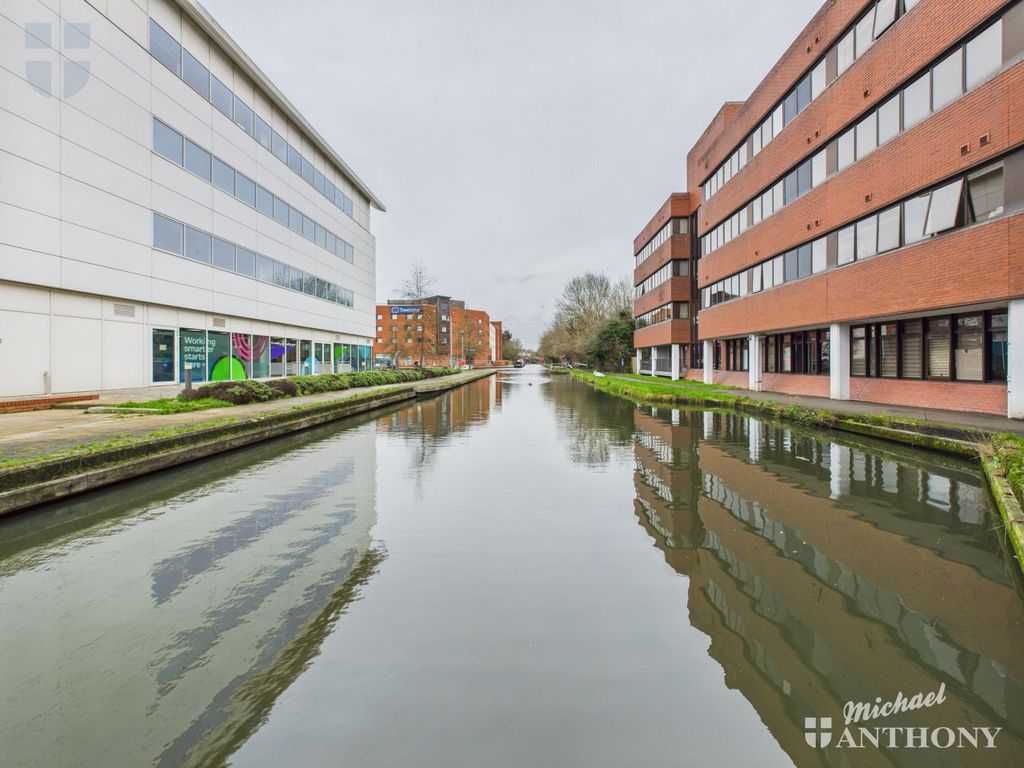 Property photo 1 of 12 1Fc8Acc9c05047d2Be4F8Bab2c2c9395_80_Cam03852G0-Pr0515-Still015