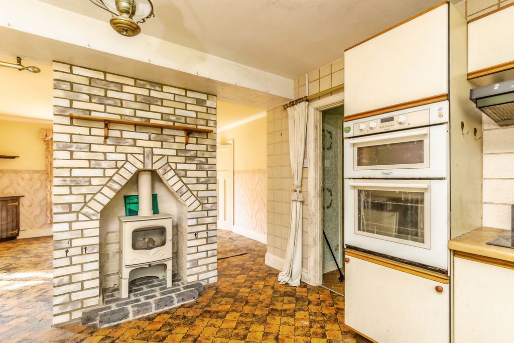 Property photo 3 of 23 Pbox-Img.Jpg